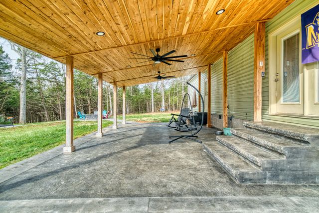 721 Spa Rd, Lewisburg, KY 42256