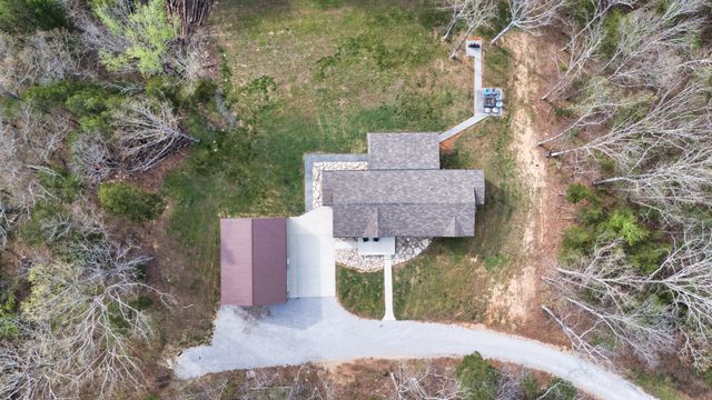 721 Spa Rd, Lewisburg, KY 42256