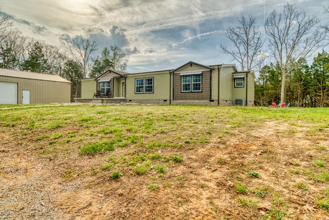 721 Spa Rd, Lewisburg, KY 42256