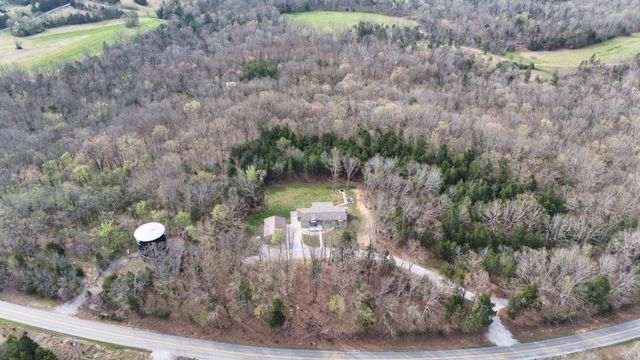 721 Spa Rd, Lewisburg, KY 42256