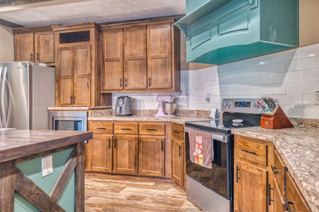 721 Spa Rd, Lewisburg, KY 42256