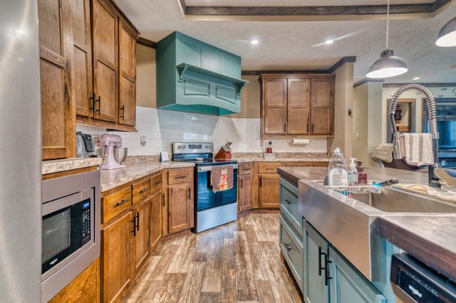 721 Spa Rd, Lewisburg, KY 42256