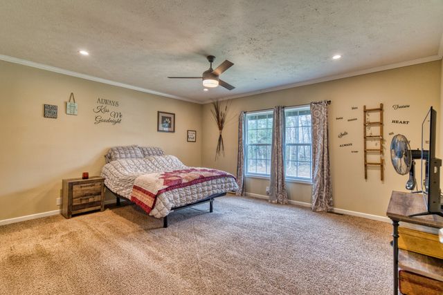 721 Spa Rd, Lewisburg, KY 42256