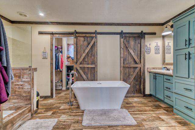 721 Spa Rd, Lewisburg, KY 42256