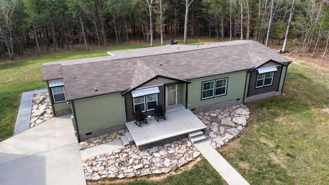 721 Spa Rd, Lewisburg, KY 42256