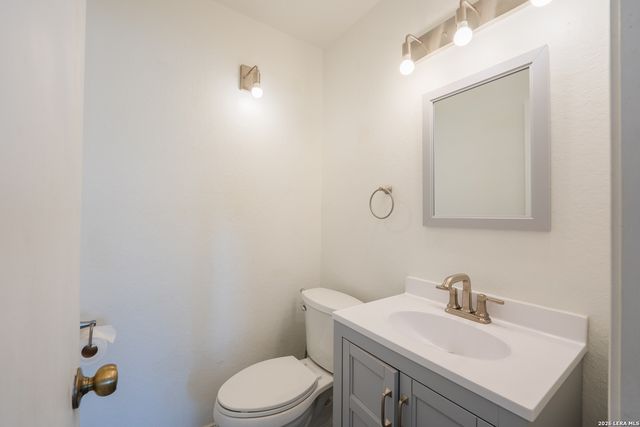 124 Springtree Grove, Cibolo, TX 78108
