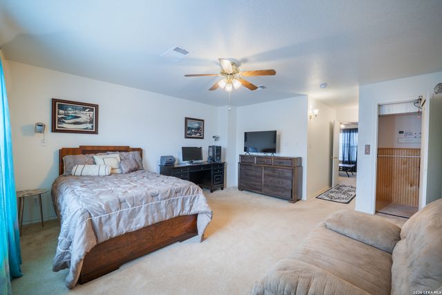 124 Springtree Grove, Cibolo, TX 78108