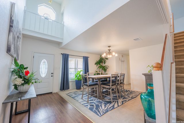 124 Springtree Grove, Cibolo, TX 78108