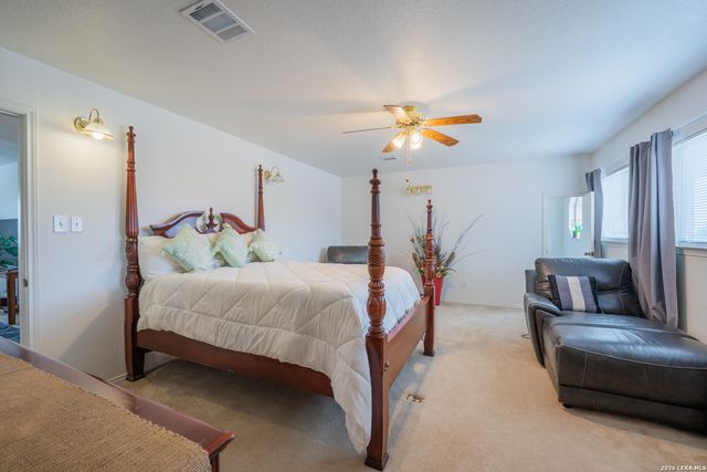 124 Springtree Grove, Cibolo, TX 78108