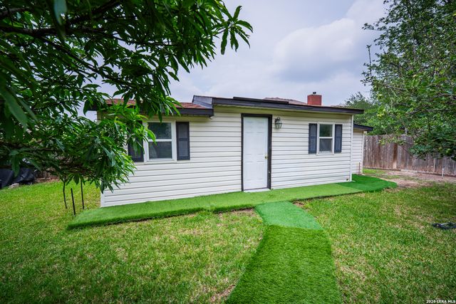 124 Springtree Grove, Cibolo, TX 78108