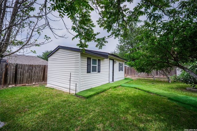 124 Springtree Grove, Cibolo, TX 78108