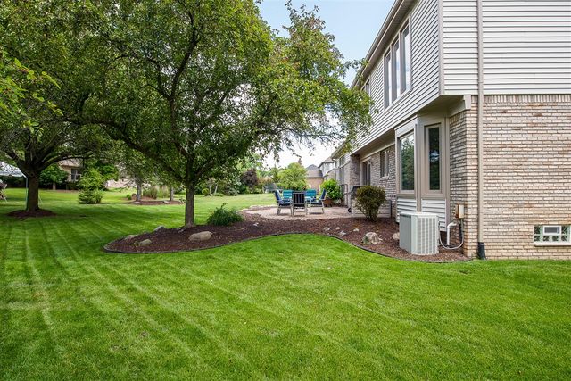 40740 Delta Drive, Northville, MI 48168