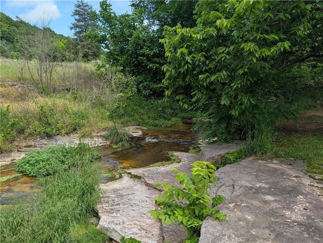 30 County Road 721, Berryville, AR 72616