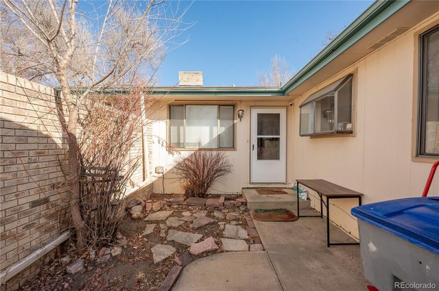 1424 Centennial Drive, Longmont, CO 80501