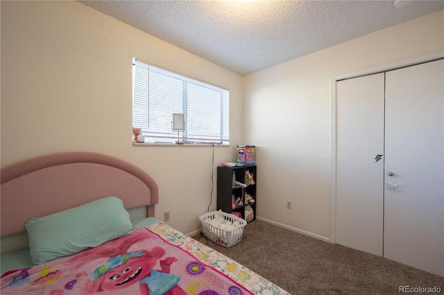 1424 Centennial Drive, Longmont, CO 80501