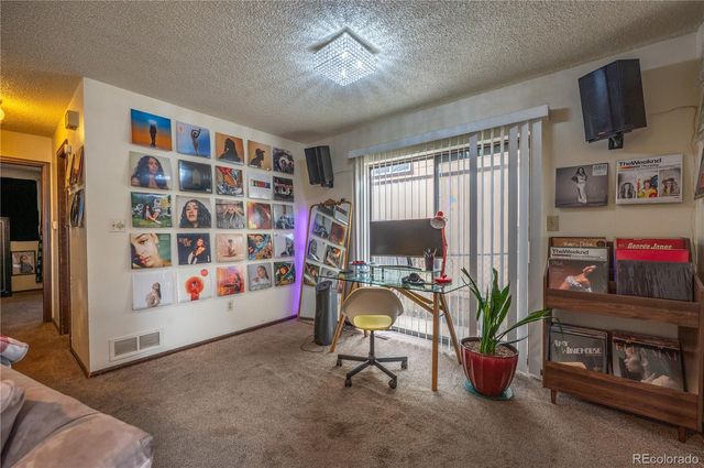 1424 Centennial Drive, Longmont, CO 80501