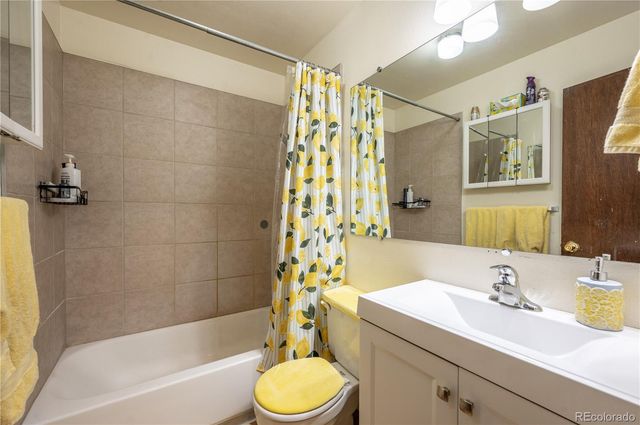 1424 Centennial Drive, Longmont, CO 80501