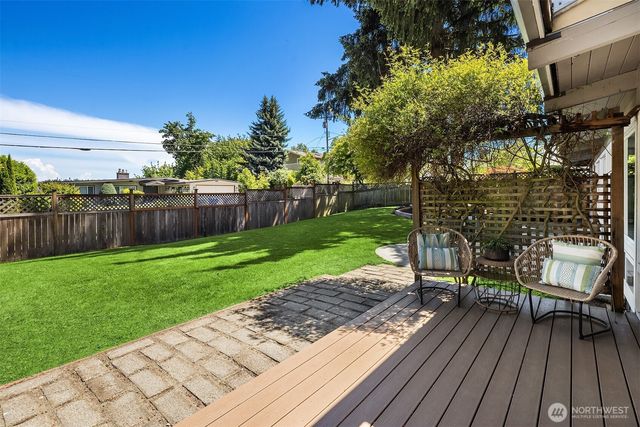 11059 SE 31st Street, Bellevue, WA 98004