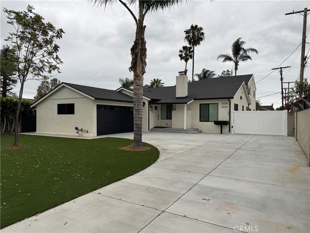 15236 Kingsbury Street, San Fernando, CA 91345