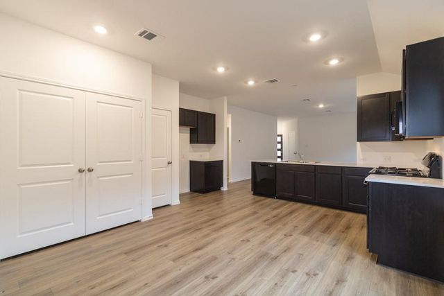 309 Canley LOOP, Hutto, TX 78634