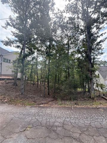 7715 ELM Circle, Murrayville, GA 30564