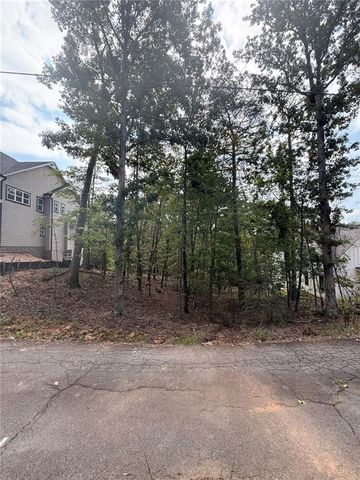 7715 ELM Circle, Murrayville, GA 30564