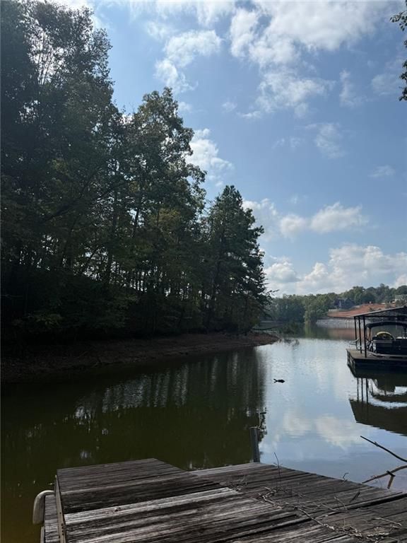 7715 ELM Circle, Murrayville, GA 30564