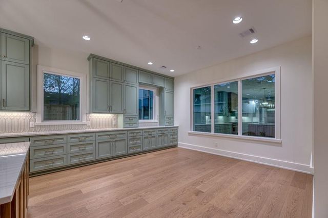 2006 Lexington Street, Houston, TX 77098