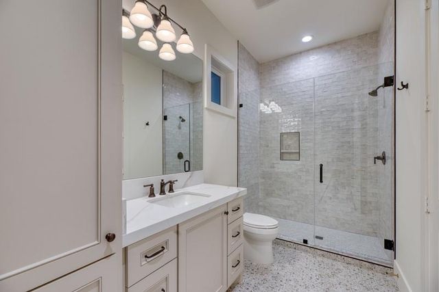2006 Lexington Street, Houston, TX 77098