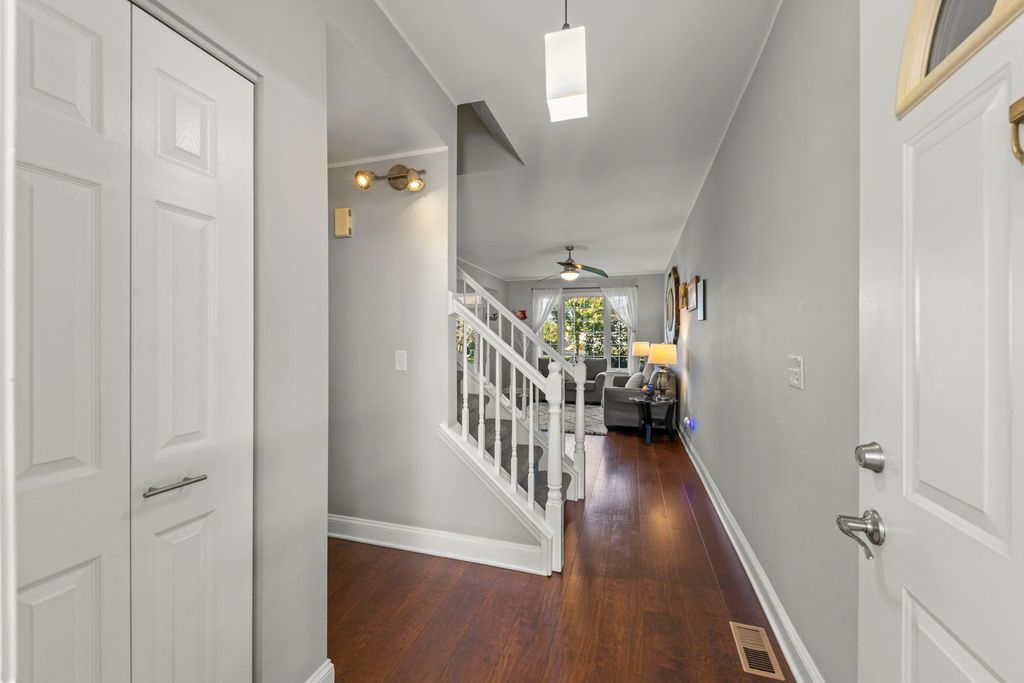 8436 Stratford Drive, Tinley Park, IL 60487 — photo 3