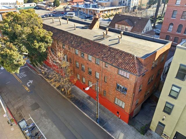 1290 26th Ave, Oakland, CA 94601