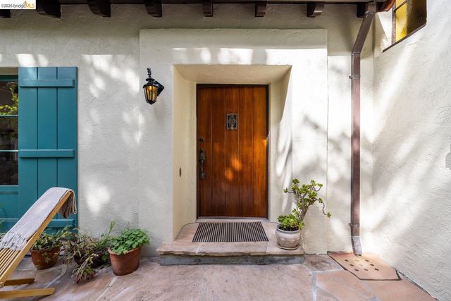 636 Euclid Ave, Berkeley, CA 94708