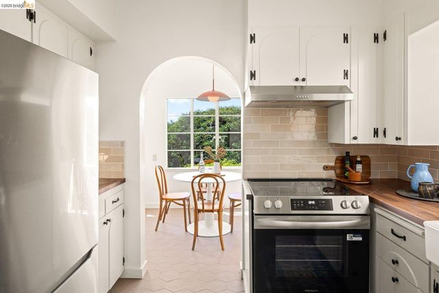 636 Euclid Ave, Berkeley, CA 94708