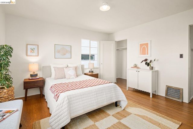 636 Euclid Ave, Berkeley, CA 94708