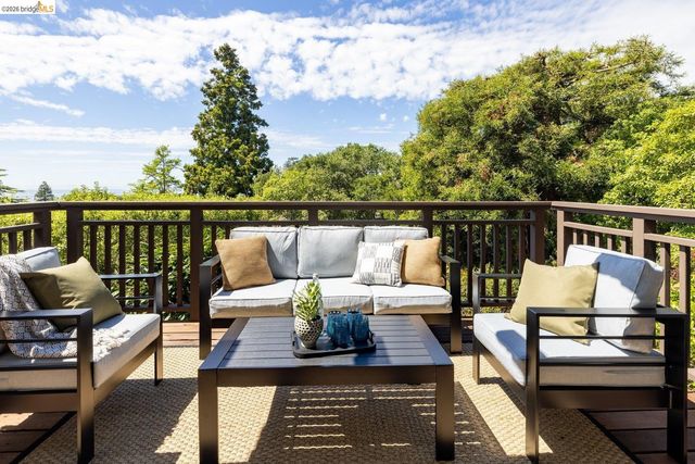 636 Euclid Ave, Berkeley, CA 94708