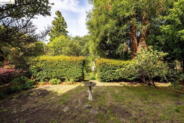 636 Euclid Ave, Berkeley, CA 94708