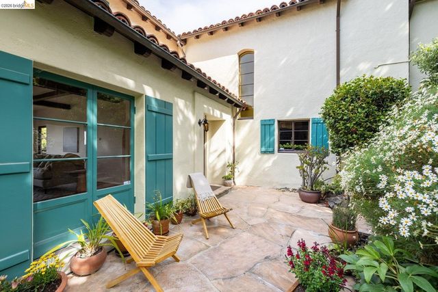 636 Euclid Ave, Berkeley, CA 94708