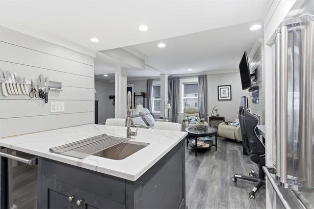 2855 PEACHTREE NE Road 124, Atlanta, GA 30305