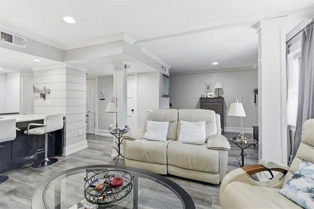 2855 PEACHTREE NE Road 124, Atlanta, GA 30305