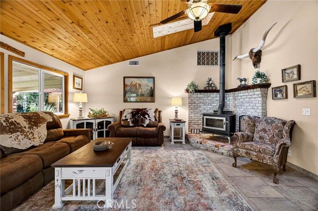 24 Roseanna Court, Chico, CA 95973