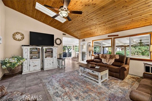 24 Roseanna Court, Chico, CA 95973