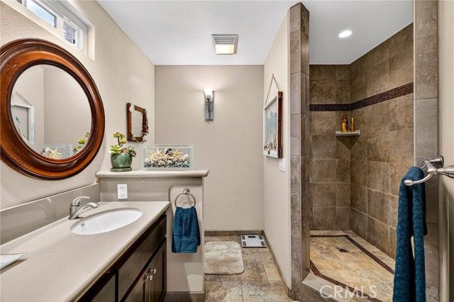 24 Roseanna Court, Chico, CA 95973