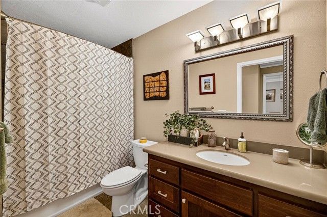 24 Roseanna Court, Chico, CA 95973