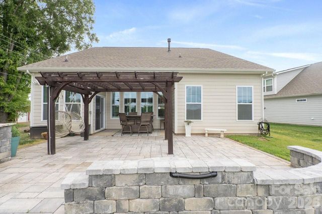 149 Cup Chase Drive, Mooresville, NC 28115