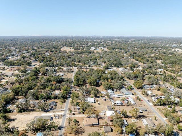 4004 AMBER ROAD, Valrico, FL 33594