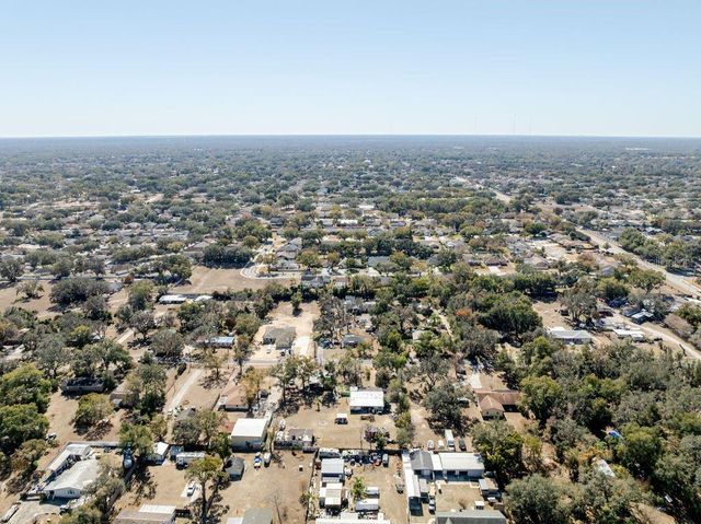 4004 AMBER ROAD, Valrico, FL 33594