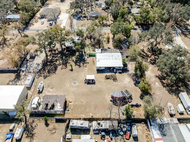 4004 AMBER ROAD, Valrico, FL 33594