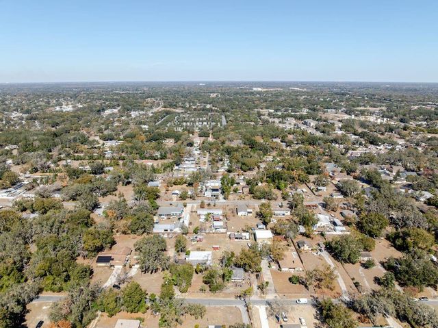 4004 AMBER ROAD, Valrico, FL 33594