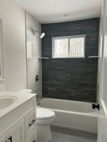 70 Crestwood Drive, Shirley, NY 11967