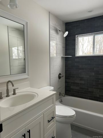 70 Crestwood Drive, Shirley, NY 11967